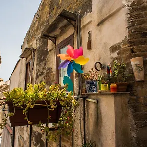 Casa Gioia , Palermo Italia